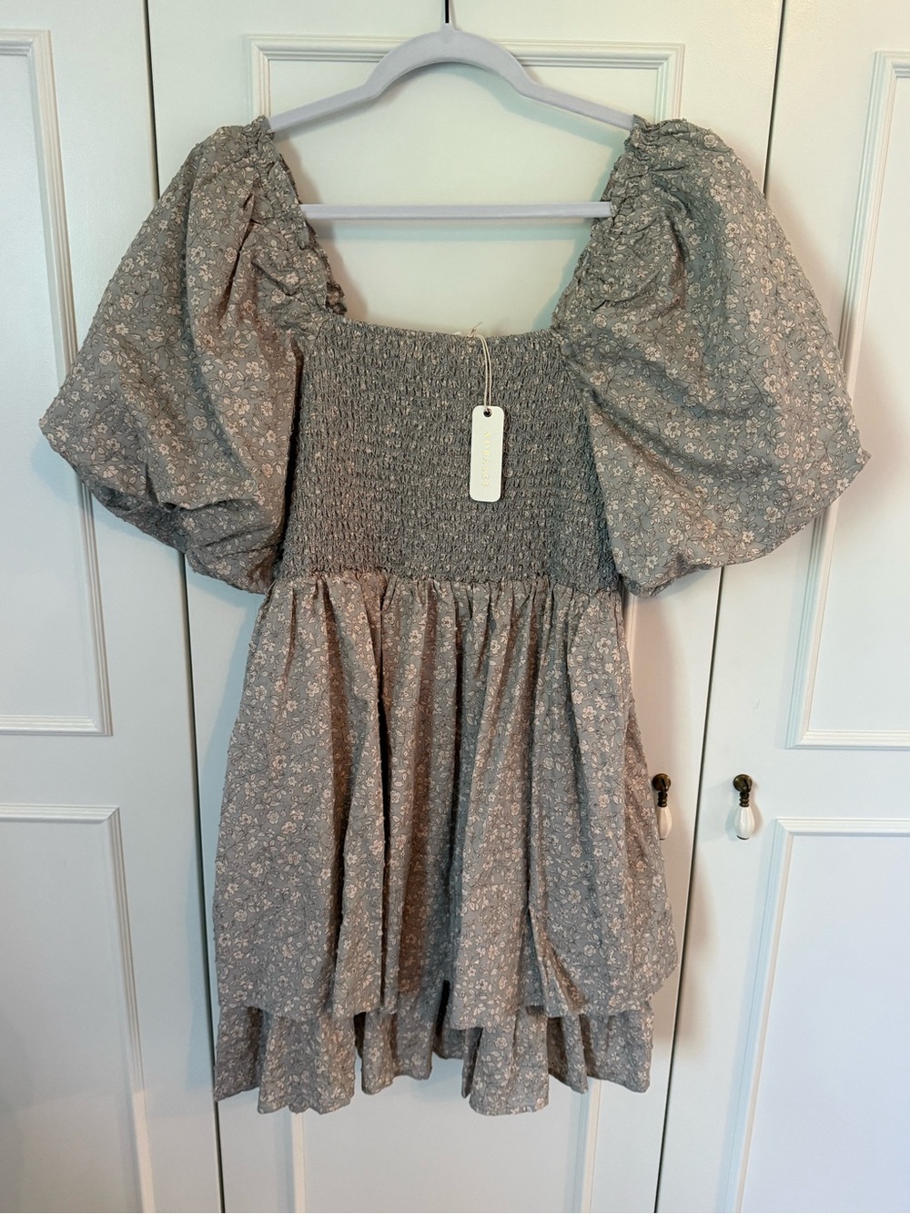 Smocked Puff-Sleeve Mini Dress in Light blue grey Floral